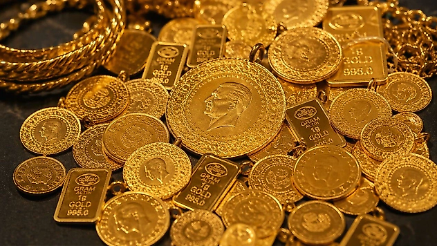 Altın fiyatları geriledi: Çeyrek altın 11 bin 223 liradan satılıyor